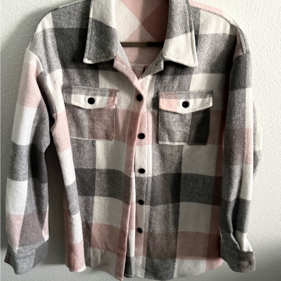 Automet Tops - Plaid Button-Up Women's Hoodie